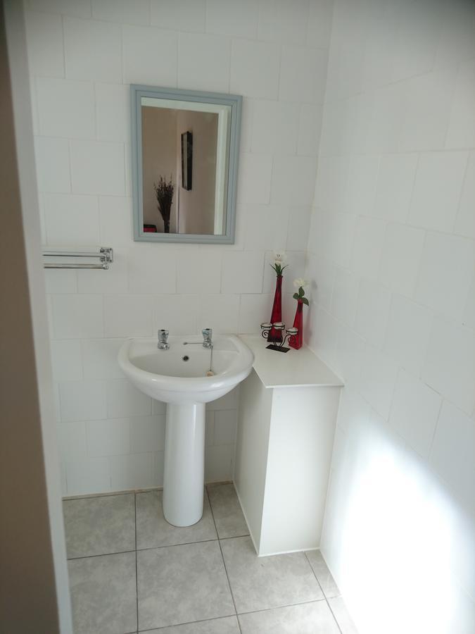 Chanelle Self Catering Блоемфонтейн Екстериор снимка